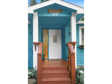 Perched high above the Bay with sweeping views of the Bridge