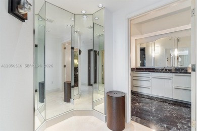 Designer renovated and furnished modern showplace in highly - photo 33