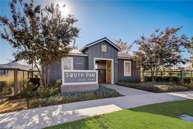 Welcome to this beautifully appointed third-floor, single-level - photo 34