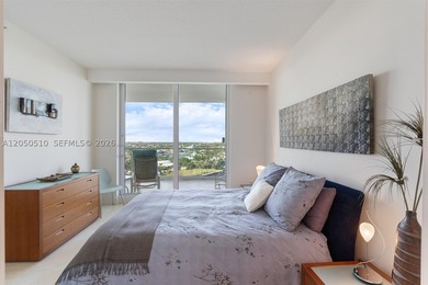 Designer renovated and furnished modern showplace in highly - photo 35