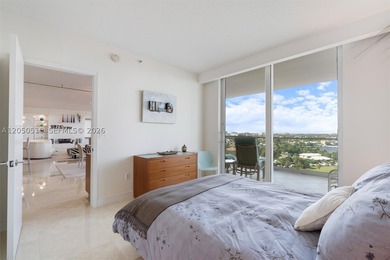 Designer renovated and furnished modern showplace in highly - photo 36