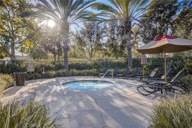 Welcome to this beautifully appointed third-floor, single-level - photo 40