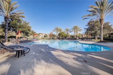 Welcome to this beautifully appointed third-floor, single-level - photo 41