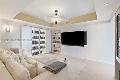 Designer renovated and furnished modern showplace in highly - photo 43