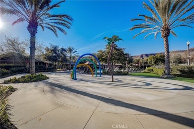 Welcome to this beautifully appointed third-floor, single-level - photo 43