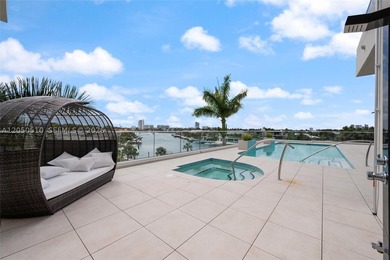 Designer renovated and furnished modern showplace in highly - photo 49