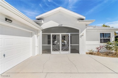 This stunning 4-bedroom, 2.5-bath waterfront pool home is - photo 4
