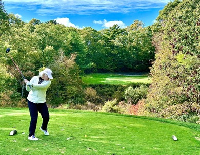 Johns Pond Condo Sale Pending in Mashpee Massachusetts