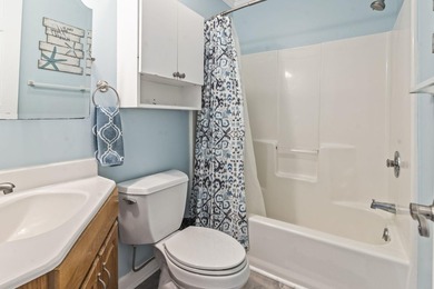 Oceanfront two-bedroom, two-bathroom condo in Sea Shadow in - photo 7