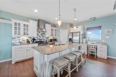 Prime location in Port Aransas! This income-producing property - photo 16