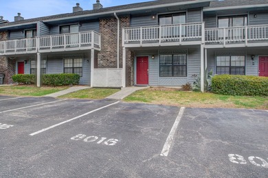 Move in ready two bedroom townhouse featuring a cozy fireplace - photo 2