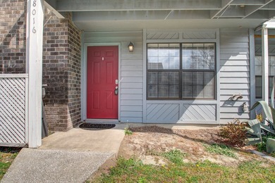Move in ready two bedroom townhouse featuring a cozy fireplace - photo 3