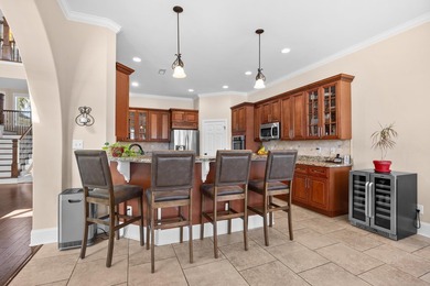 This exceptional 5 bedroom, 4 bath custom home with over 6,000 - photo 9