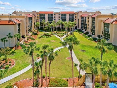 Port Charlotte Waterway Lakes Area Condo For Sale in Port Charlotte Florida