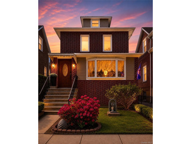 Stunning Detached Home in Morris Park - 1715 Hering Ave, Bronx - photo 1