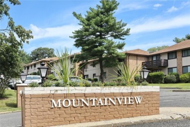 Hudson River - Rockland County Condo For Sale in Clarkstown New York