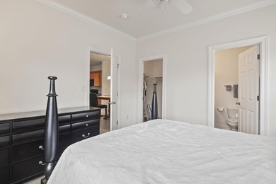 Gorgeous and well maintained two-bedroom, two full bath - photo 6