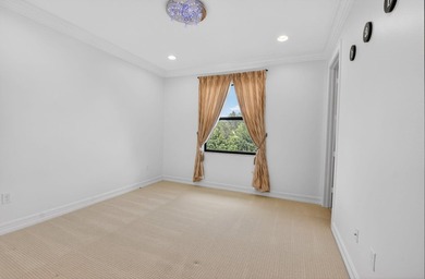 READY TO SHOW HOUSE HAS BEEN REPAINTED INSIDE. Welcome to the - photo 40