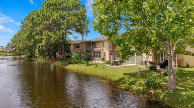 Waterfront with stunning views, a rare 3-bedroom, 3.5-bath with - photo 6