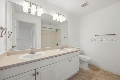 Welcome to this beautifully updated 3-bedroom, 2-bath villa - photo 15