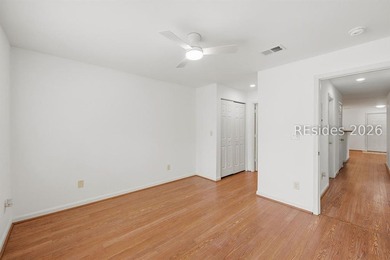 Welcome to this beautifully updated 3-bedroom, 2-bath villa - photo 17