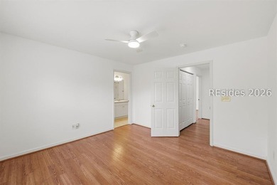 Welcome to this beautifully updated 3-bedroom, 2-bath villa - photo 24