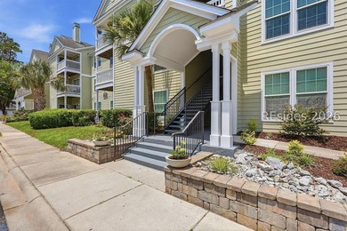 Welcome to this beautifully updated 3-bedroom, 2-bath villa - photo 28