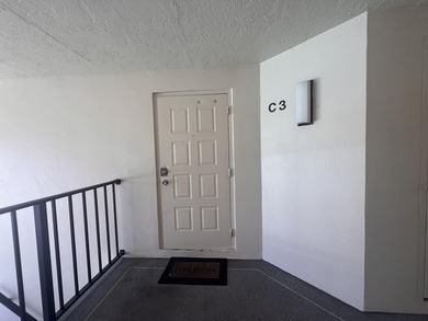 FOR SALE 2-Bedroom, 2-Bathroom Condo with Pool and Lake - photo 32