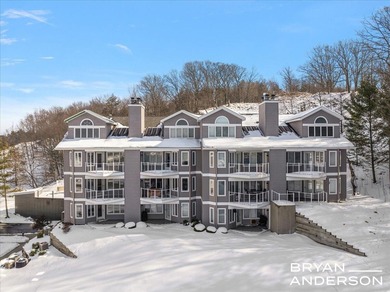 Lake Michigan - Ottawa County Condo For Sale in Grand Haven Michigan