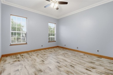 Come take a look at this beautiful NEVER FLOODED home in the - photo 12