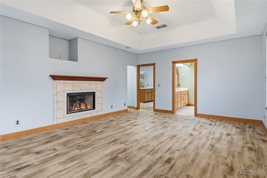 Come take a look at this beautiful NEVER FLOODED home in the - photo 15