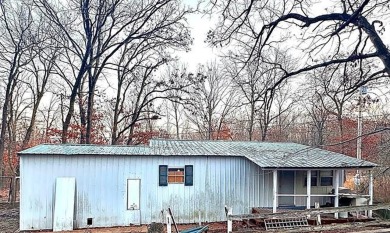Fort Gibson Lake Home Sale Pending in Hulbert Oklahoma