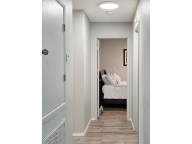 Income Potential! Welcome to this adorable 3-bedroom 1-bath home - photo 25
