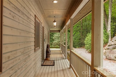 Come fall in love with this beautiful custom built home located - photo 4