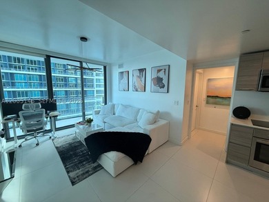 Turnkey 31st-floor residence at Dua Miami (formerly SLS - photo 2
