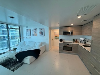 Turnkey 31st-floor residence at Dua Miami (formerly SLS - photo 3