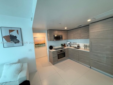 Turnkey 31st-floor residence at Dua Miami (formerly SLS - photo 7