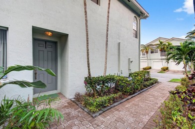 Beautifully maintained 3-bedroom, 2.5-bath townhome with a 1-car - photo 3