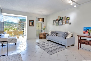 Crescent Park at 2575 Kuhio Avenue- 2 blocks from Waikiki - photo 3