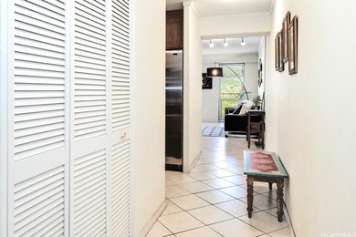 Crescent Park at 2575 Kuhio Avenue- 2 blocks from Waikiki - photo 5