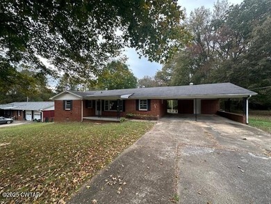 Kentucky Lake Home Sale Pending in Camden Tennessee