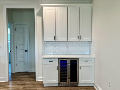 Stunning craftsmanship with southern charm in this new - photo 8