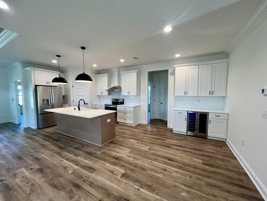 Stunning craftsmanship with southern charm in this new - photo 9