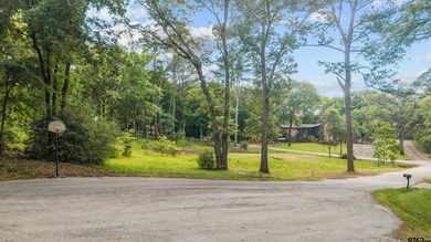 Discover the perfect opportunity to build your dream home on - photo 2