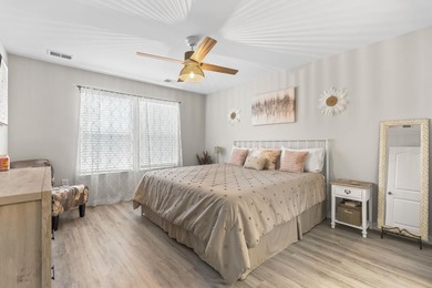 Welcome to 164 Machrie Loop Unit B - a beautifully maintained - photo 5