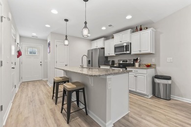 Welcome to 164 Machrie Loop Unit B - a beautifully maintained - photo 10