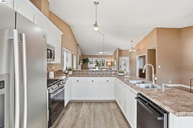 Experience the ultimate waterfront lifestyle at 5502 Drakes - photo 13