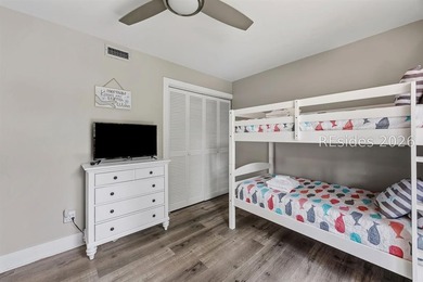 One of the finest 3 BR, 2 BA villas in Seascape, featuring an - photo 15