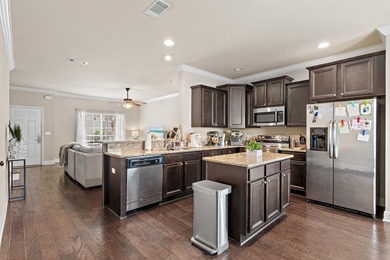 Discover the perfect blend of coastal convenience and quiet - photo 10