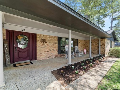 Updated 4 bedroom, (office could be used as a 5th bedroom) 3 - photo 2